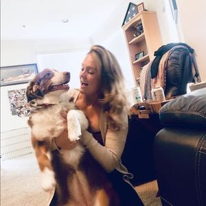 Meet your Posher, Nicole